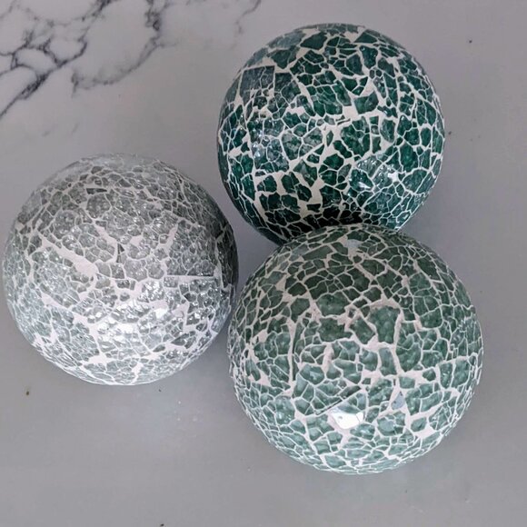 4 Decorative Orbs set, 4 Inch Decorative Balls Glass Mosaic Sphere Balls - Picture 3 of 7